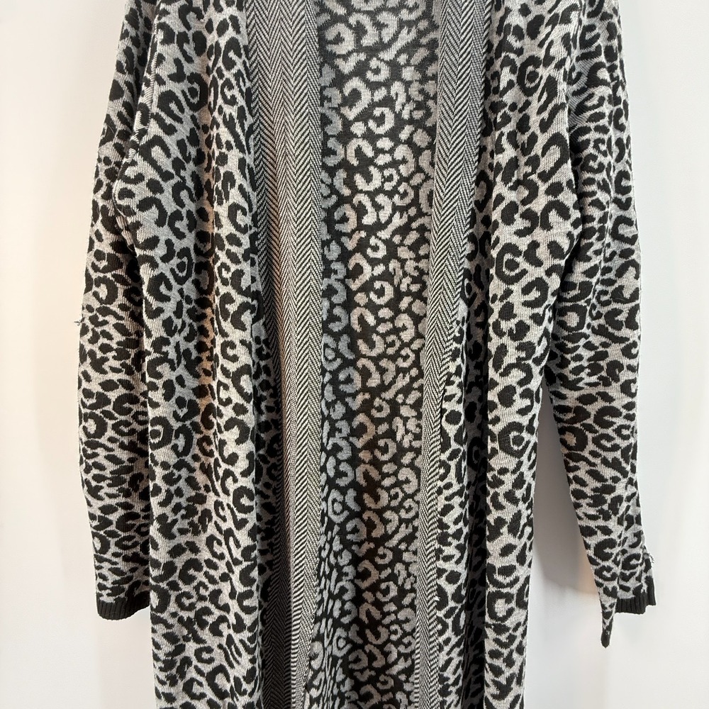 Domani Women Animal Print Long Open Front Cardigan Sweater Gray 3X Duster - Picture 3 of 10